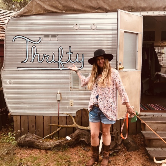 Meet your Posher, Kathleen - Picture 1 of 8